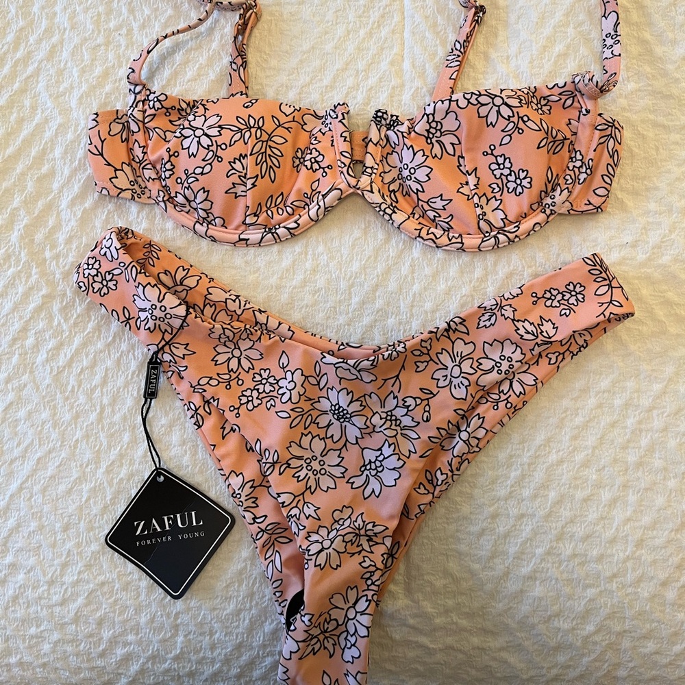 ZAFUL Women's Floral V-Wired Underwire High Leg Two Piece Bikini Set Swimsuit - Picture 3 of 13